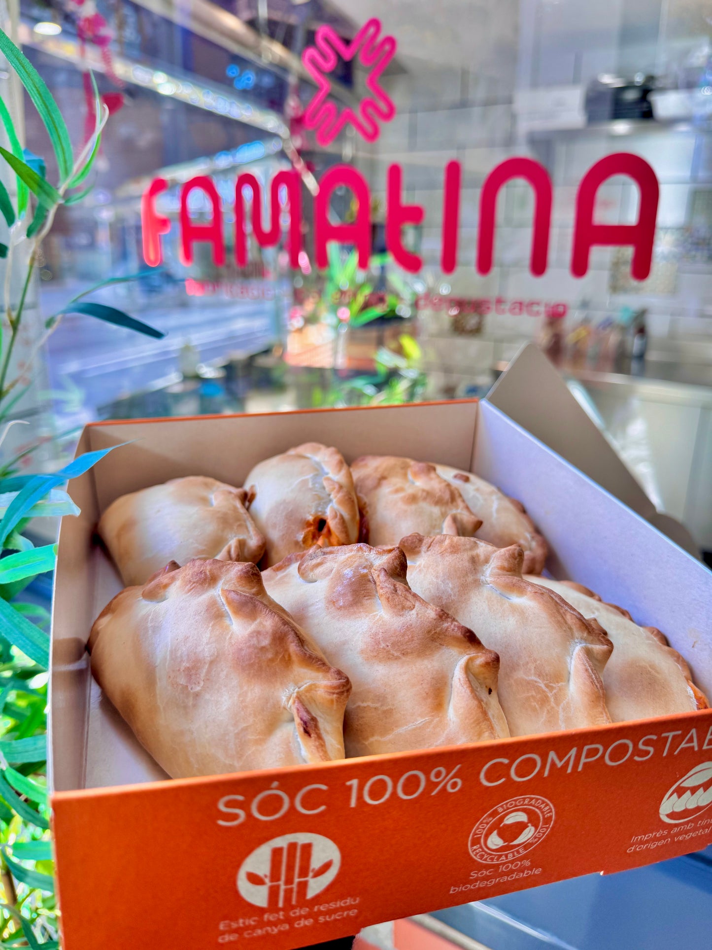 caja de empanadas artesanales en barcelona